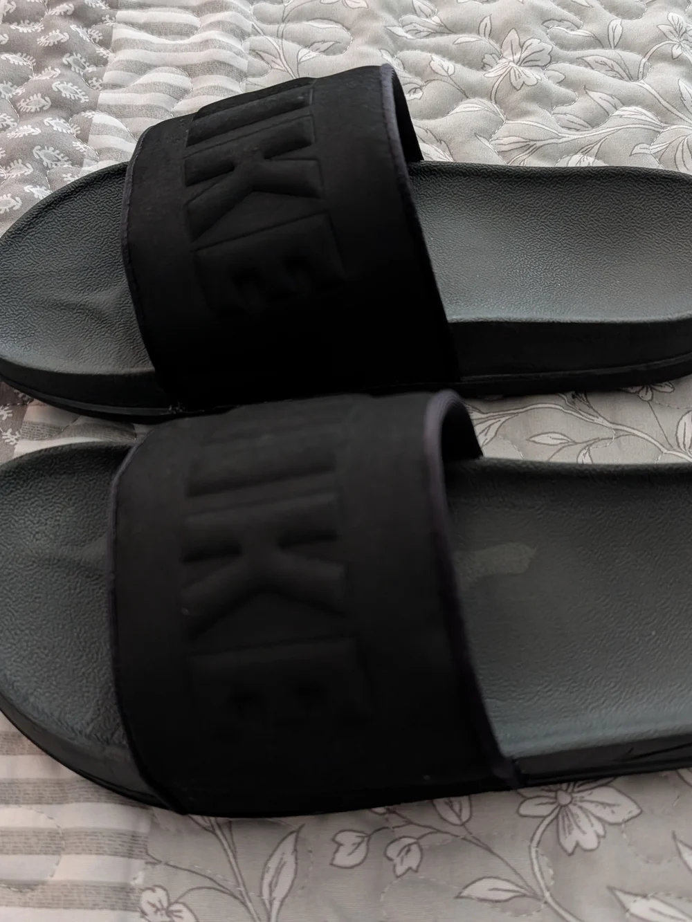 Nike classic men’s